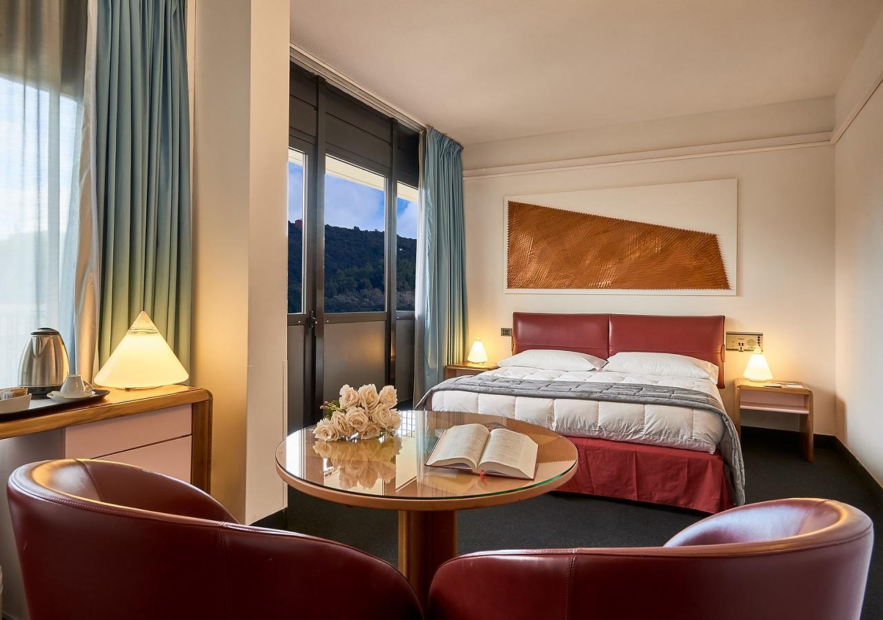 Albornoz Palace Hotel سبوليتو المظهر الخارجي الصورة